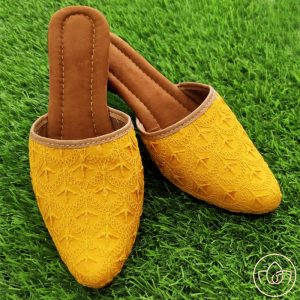 Women Mules/Jutti - Yellow