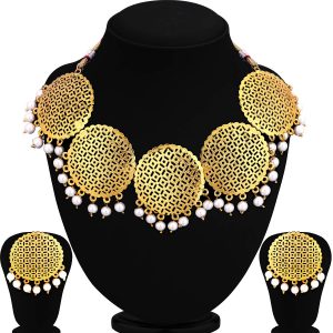 Gold Plated Necklace Set With Earrings and Tika