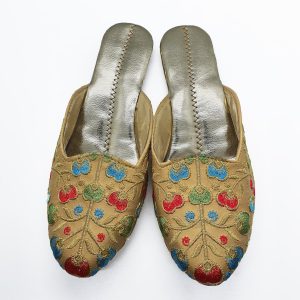 Women Mules/Jutti - Golden Colourful