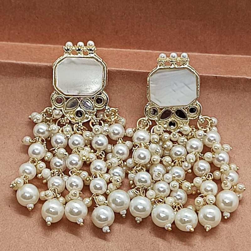 White Stone Pearl Earrings