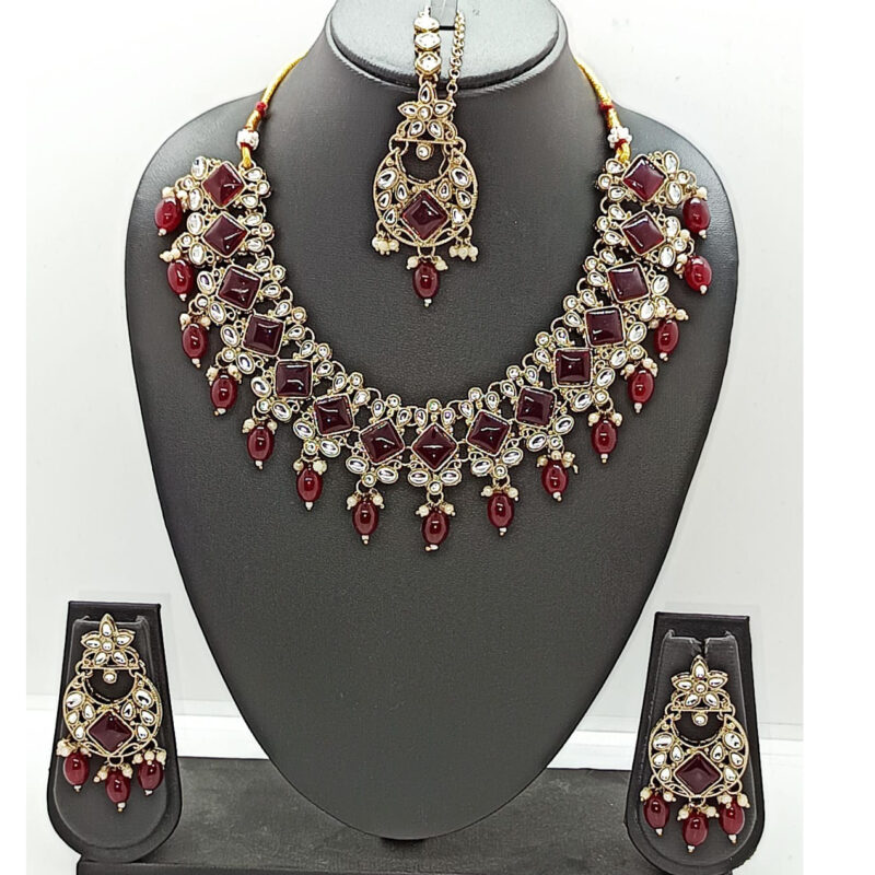 Maroon Stone Necklace Set